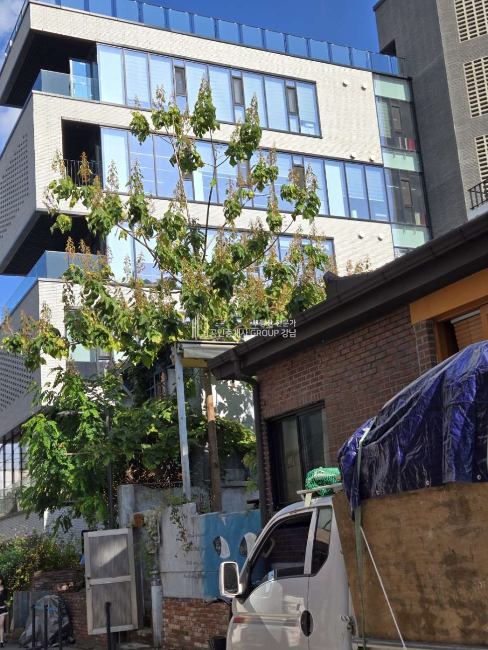 서울 용산구 한강로1가 용리단길 숨은 명소. 가성비좋은 자리. 유명 이자카야, 식당 같은 골목에 구성되어 있슴 임대 매물번호 10782 사진 7